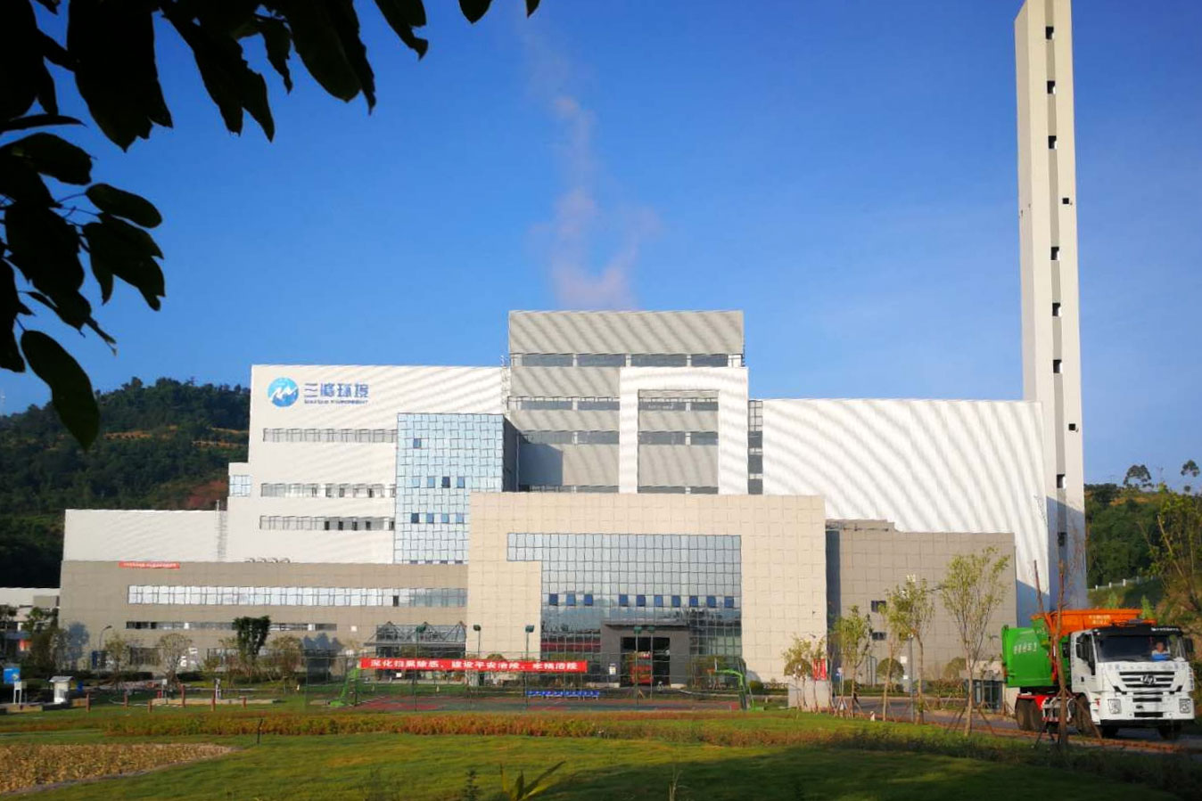 14.重慶涪陵垃圾發(fā)電廠(chǎng)（1000噸天）.jpg